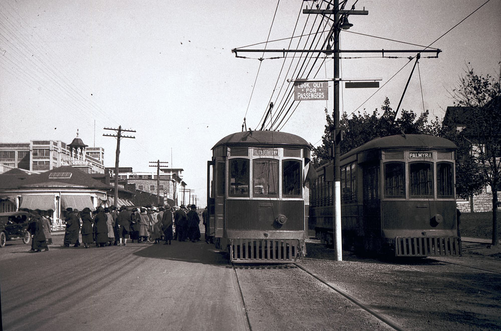 historical photo of the Hershey trolleys